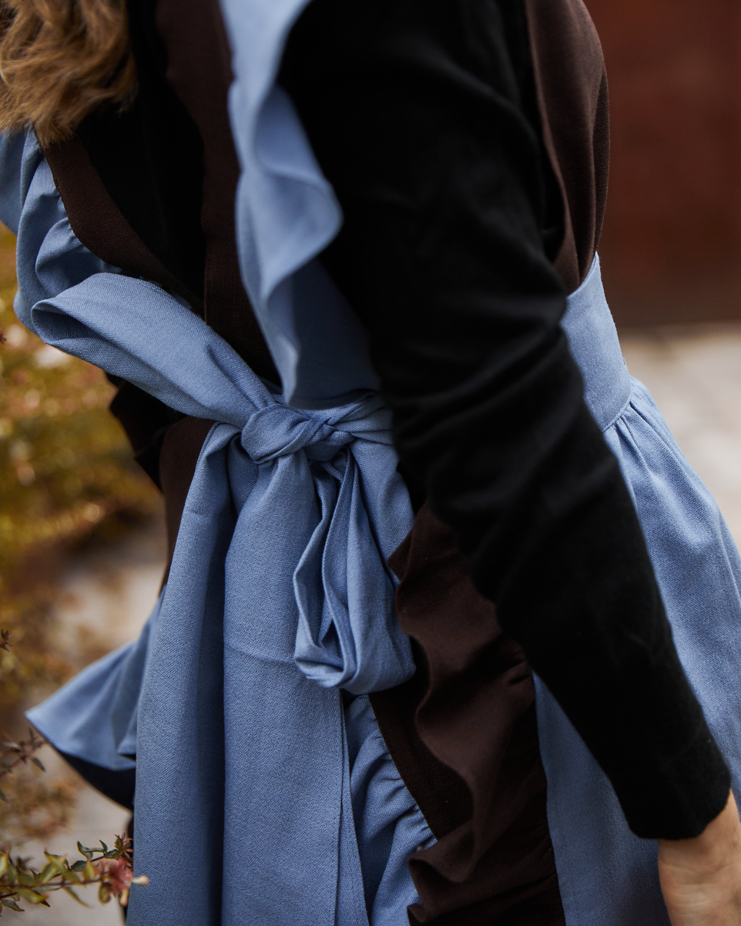 BROWN PASTEL APRON