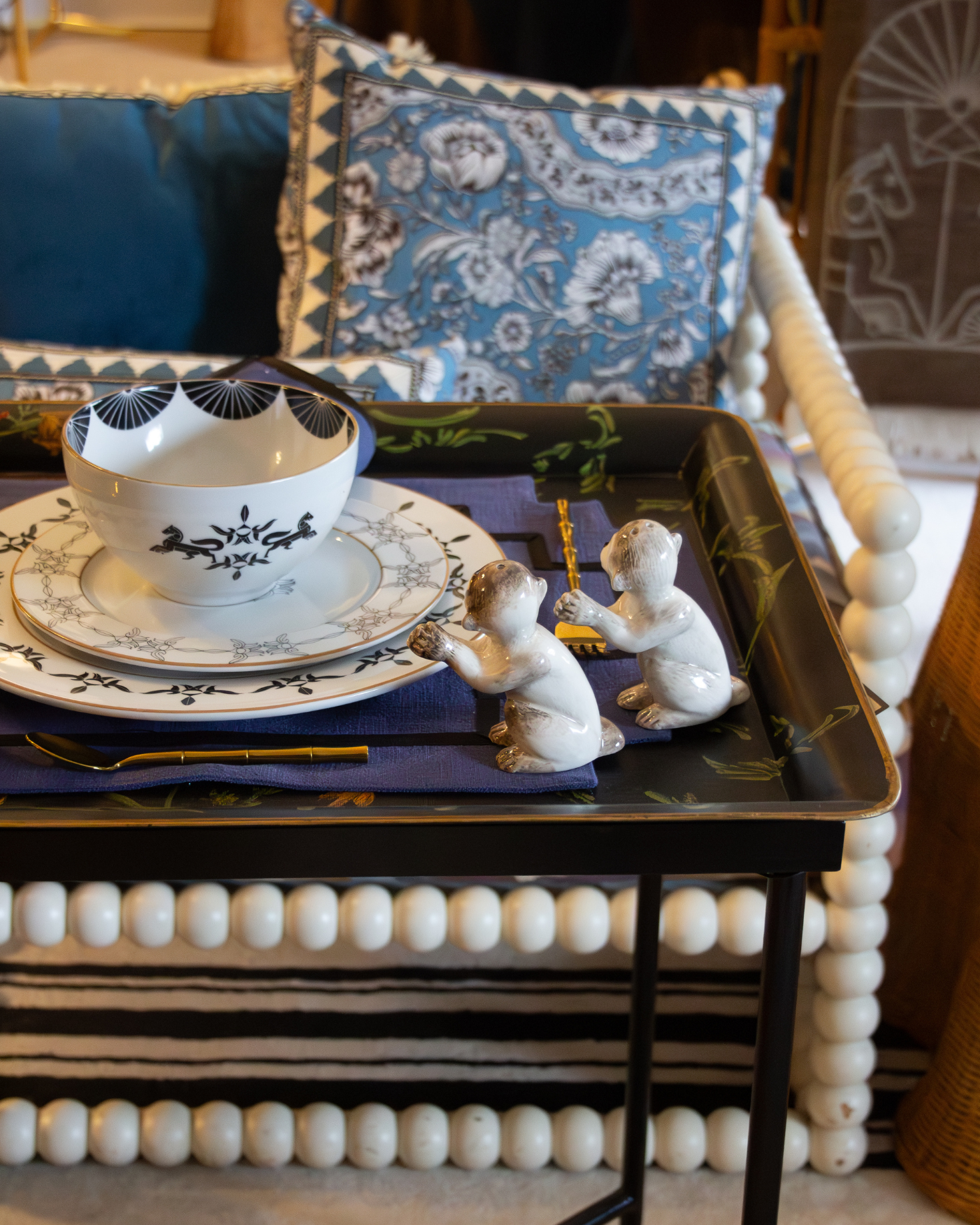 BASANT SMALL TRAY (black)