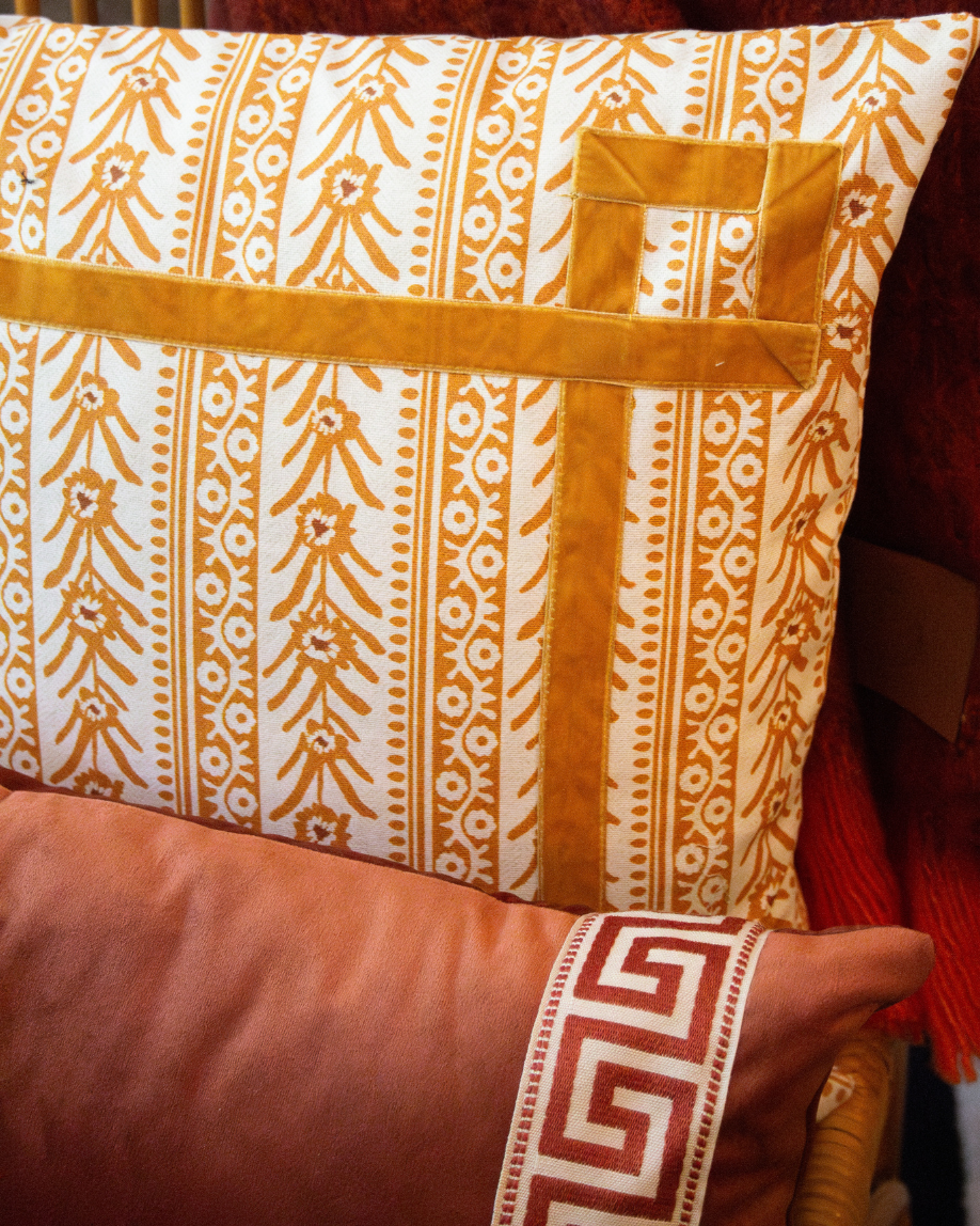 COJÍN CORINTO PEQUEÑO