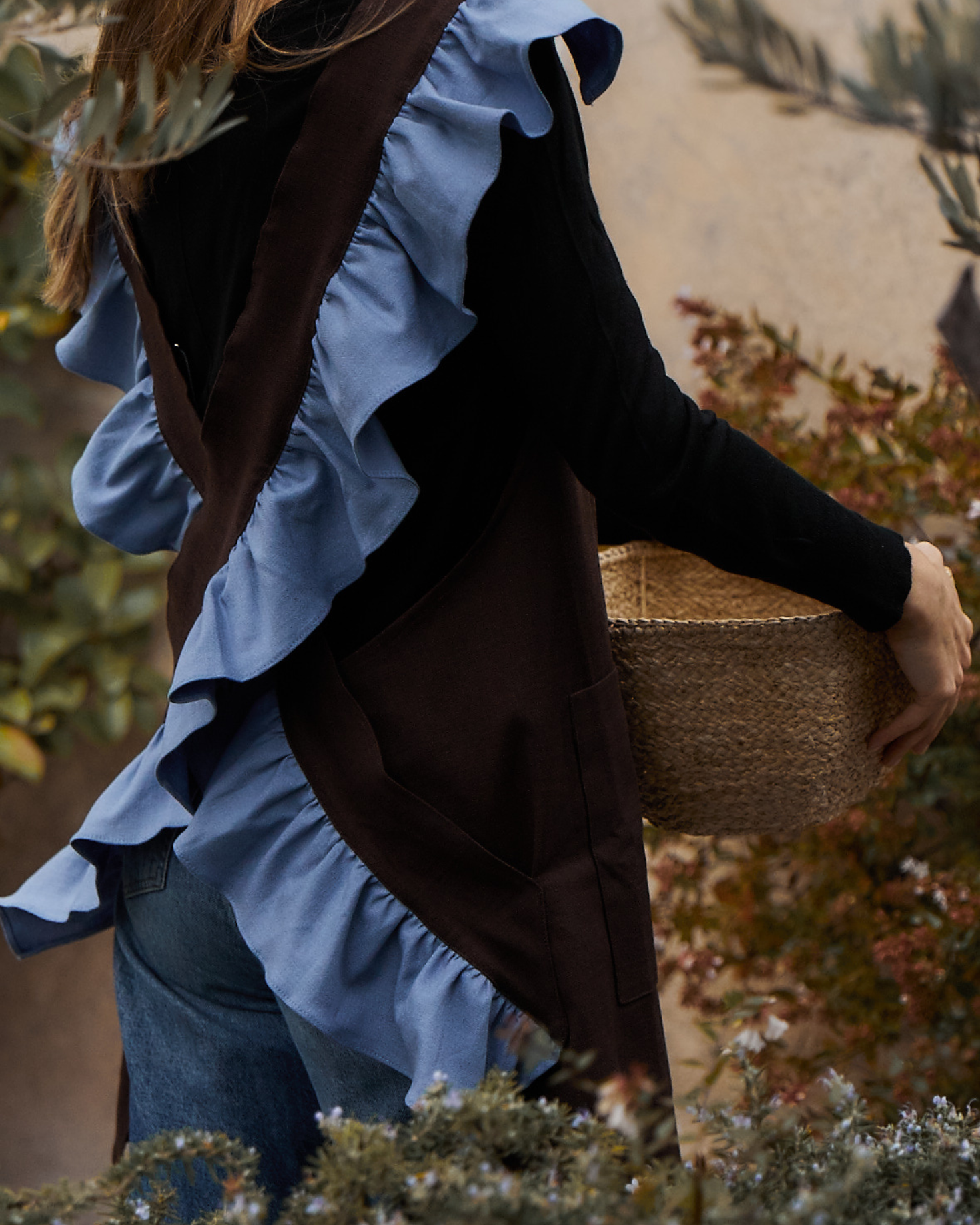 BROWN PASTEL APRON