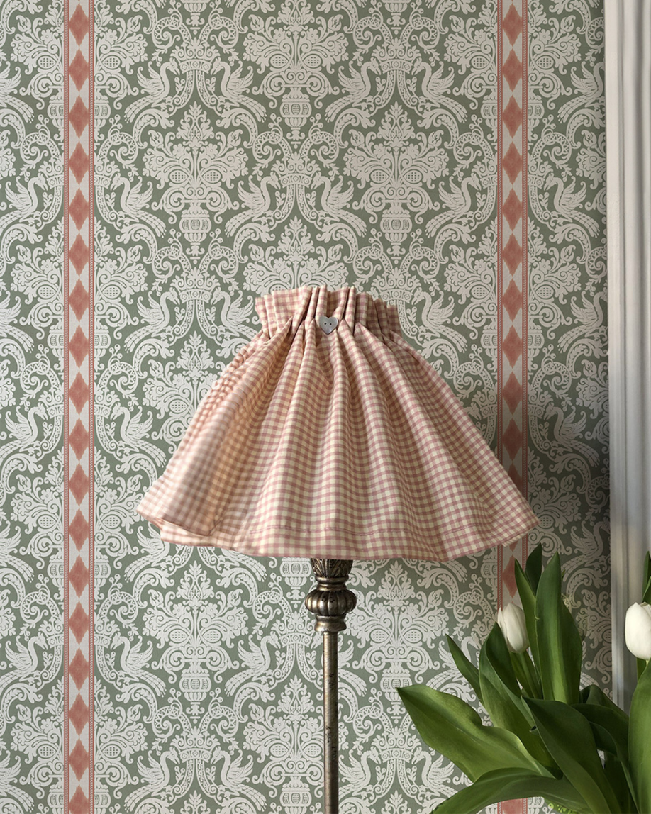 PINK VICTORIA WALLPAPER (5m2 roll)