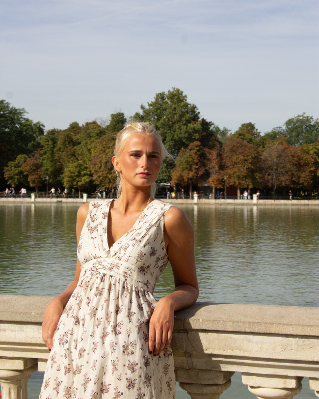 CAMISÓN MERCEDES FLORAL (BEIGE)