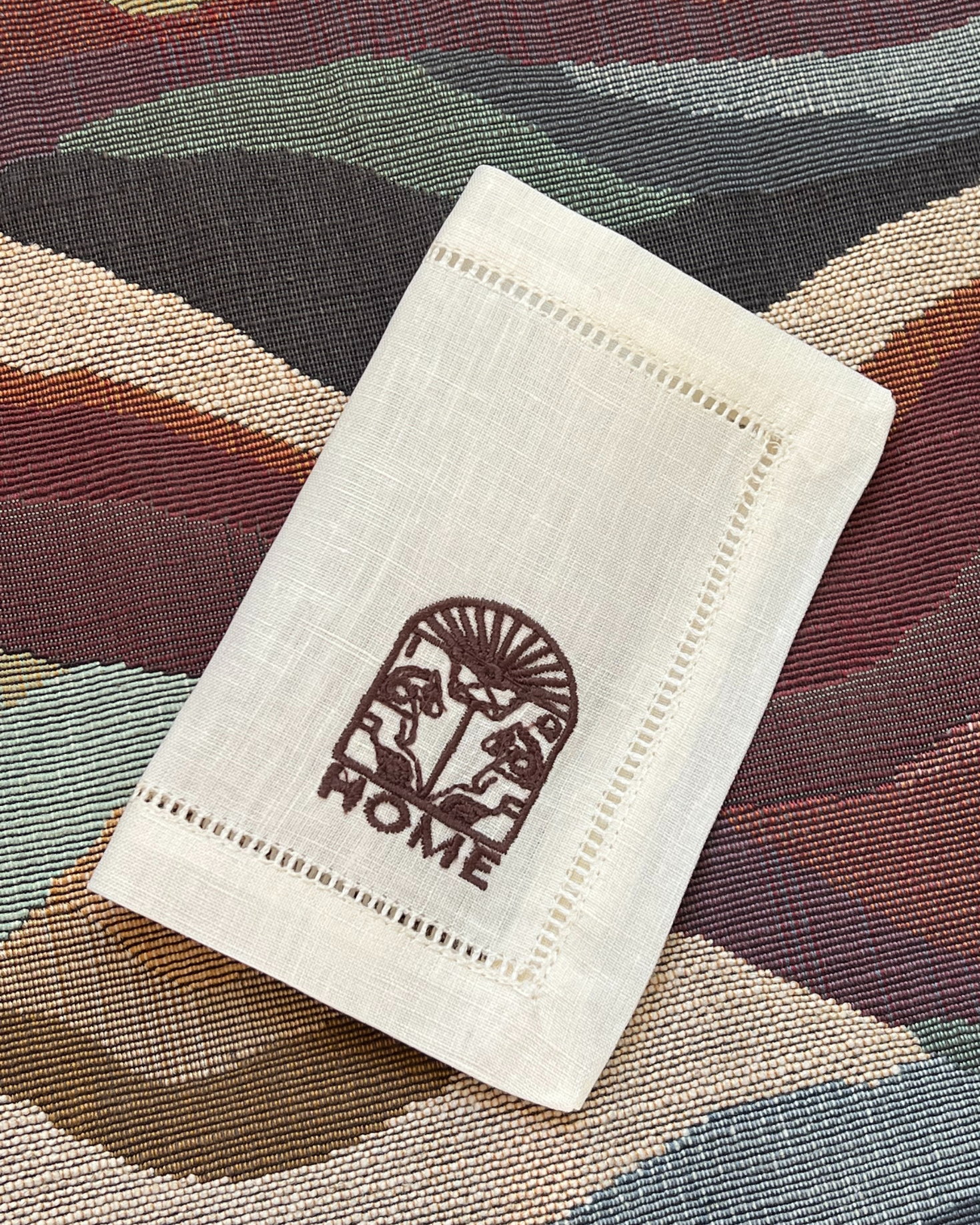 PACK SERVILLETA DE COCKTAIL BLANCA CON LOGO
