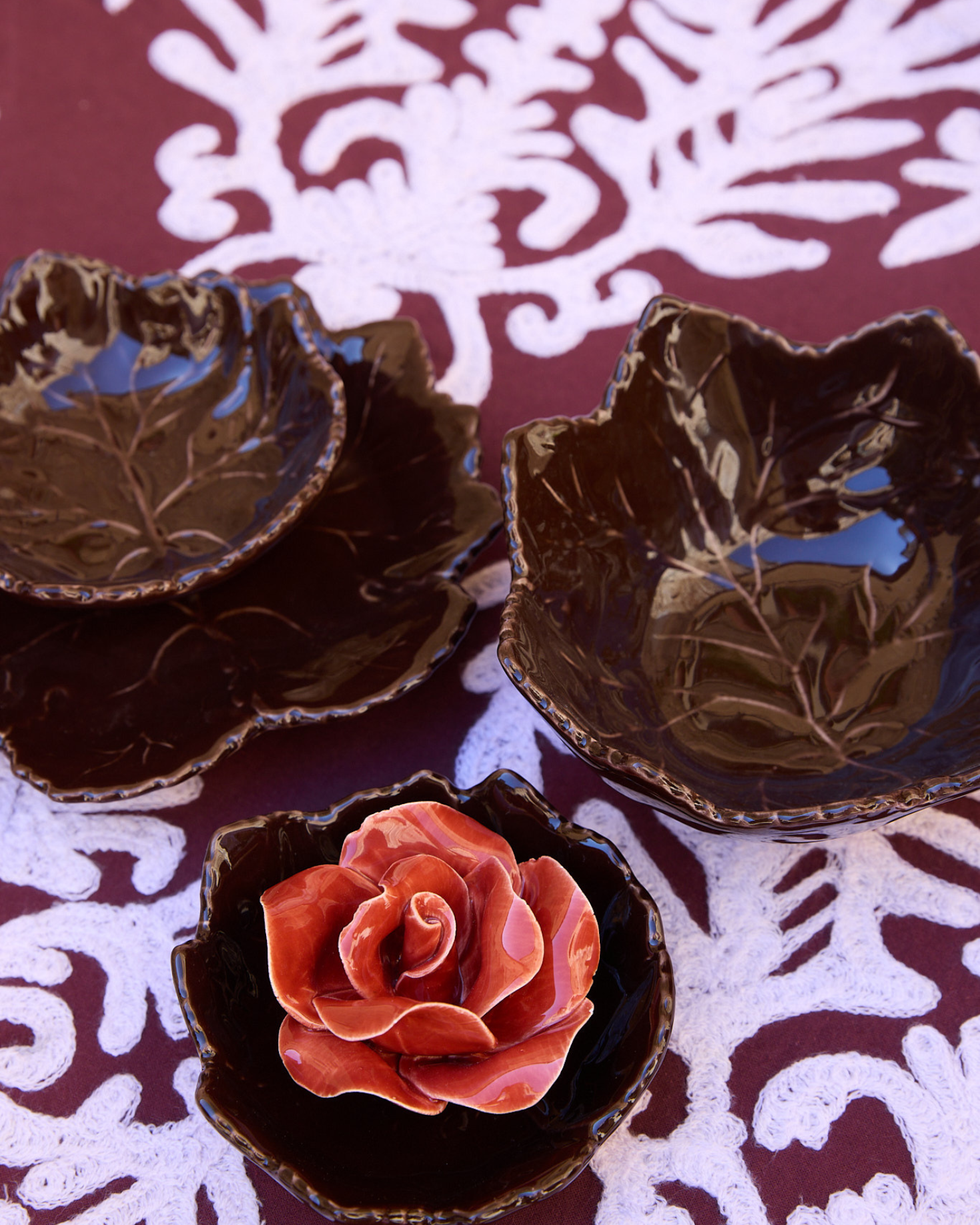 TERRACOTTA FLOWER ACCESSORY