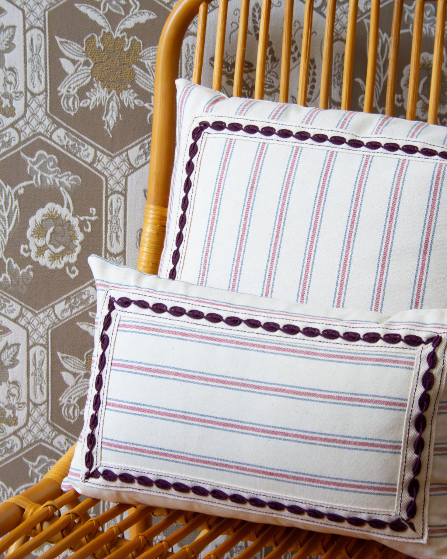 COJÍN BRISA PEQUEÑO (rojo)