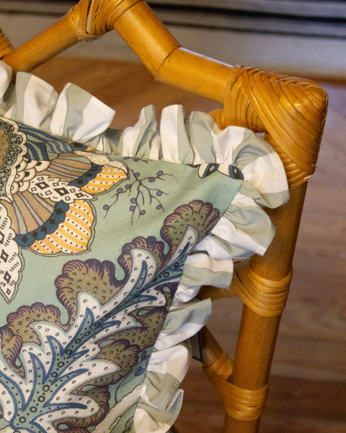 LARGE BEGONIA CUSHION (blue)
