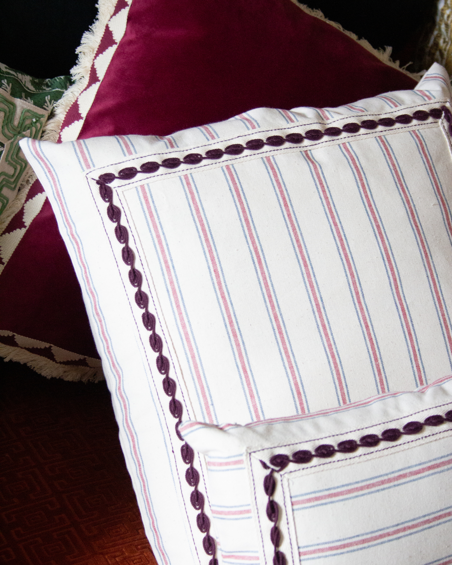 COJÍN BRISA PEQUEÑO (rojo)