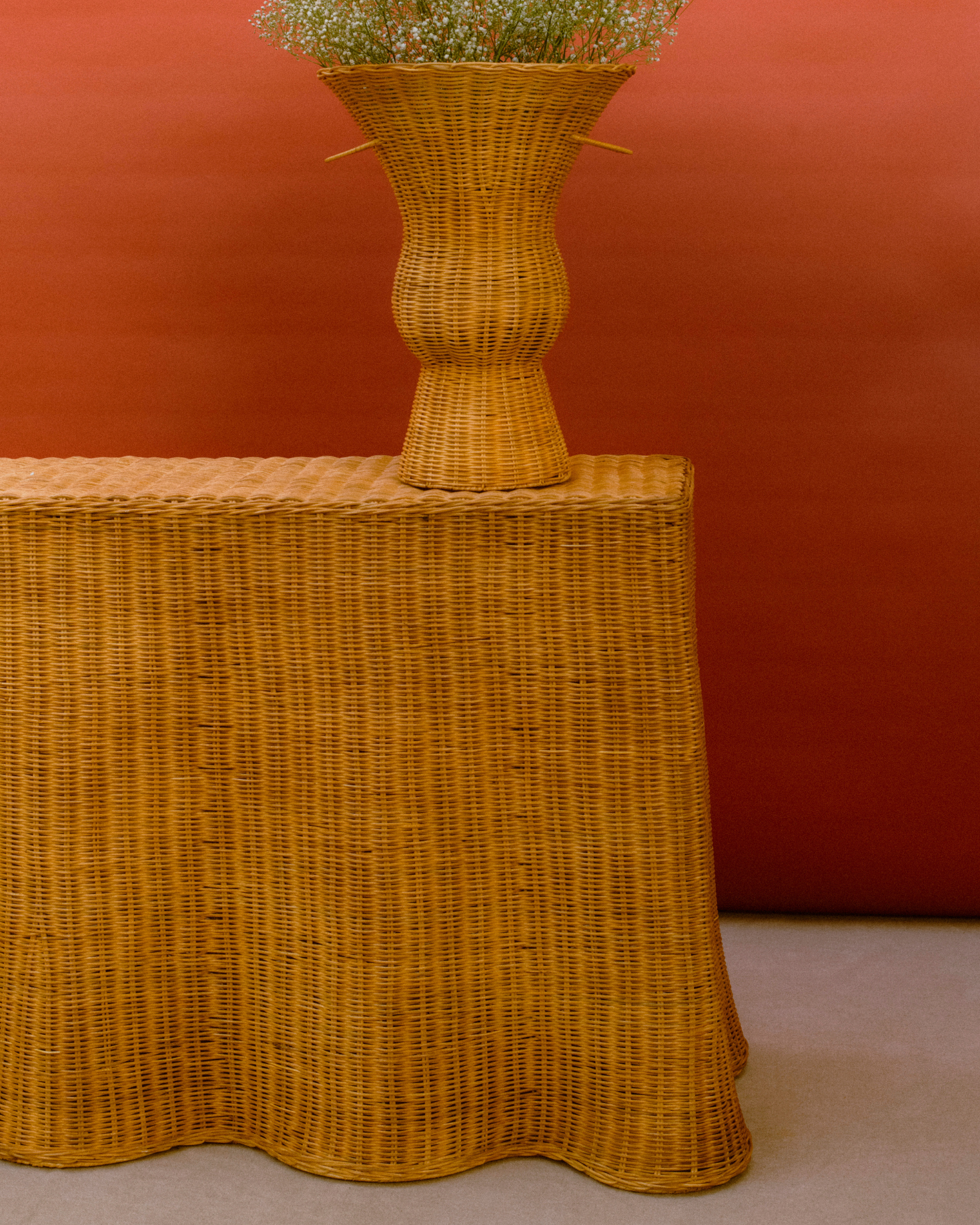 SAFFRON CONSOLE TABLE