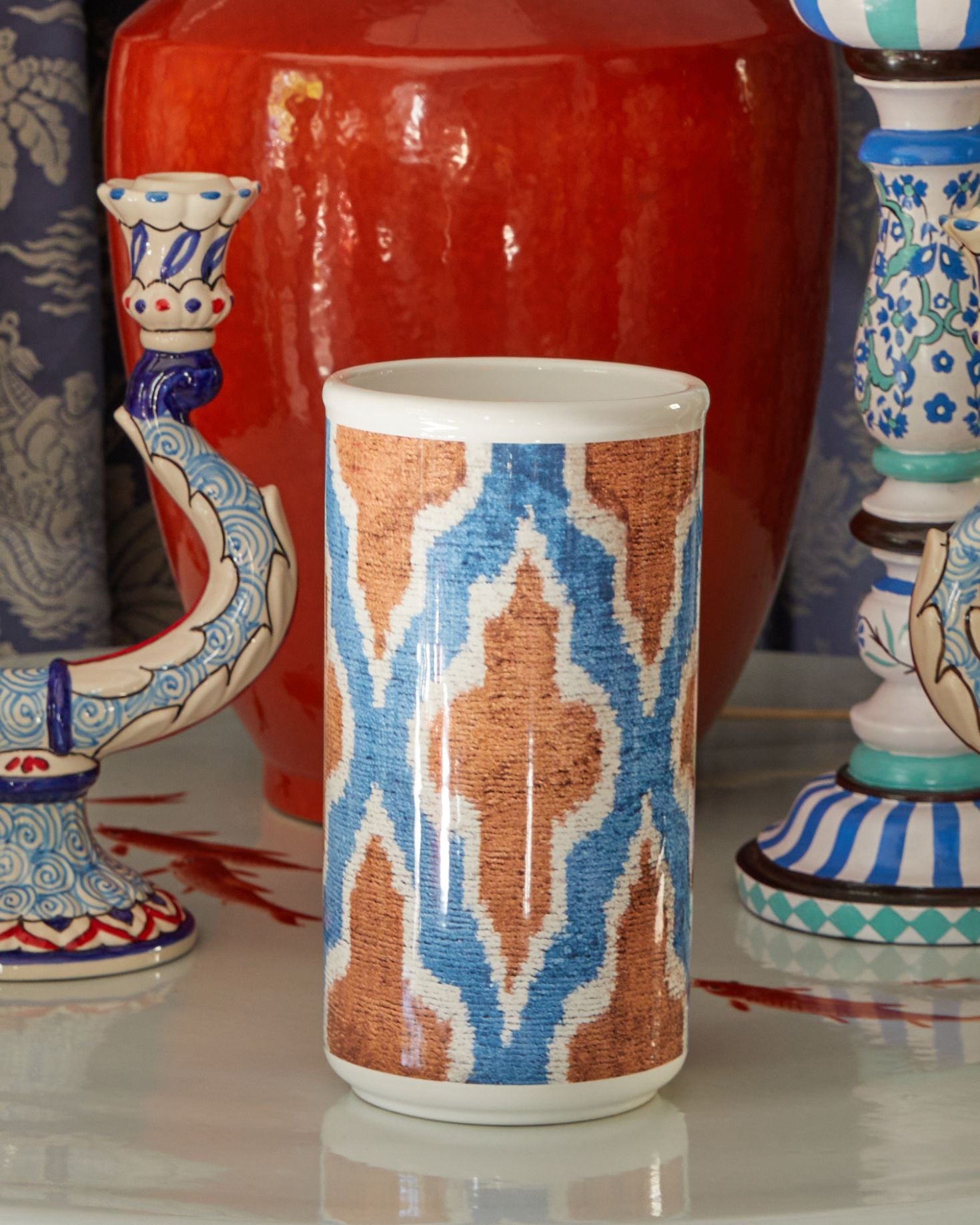 JARRON DE CERAMICA AZUL Y NARANJA