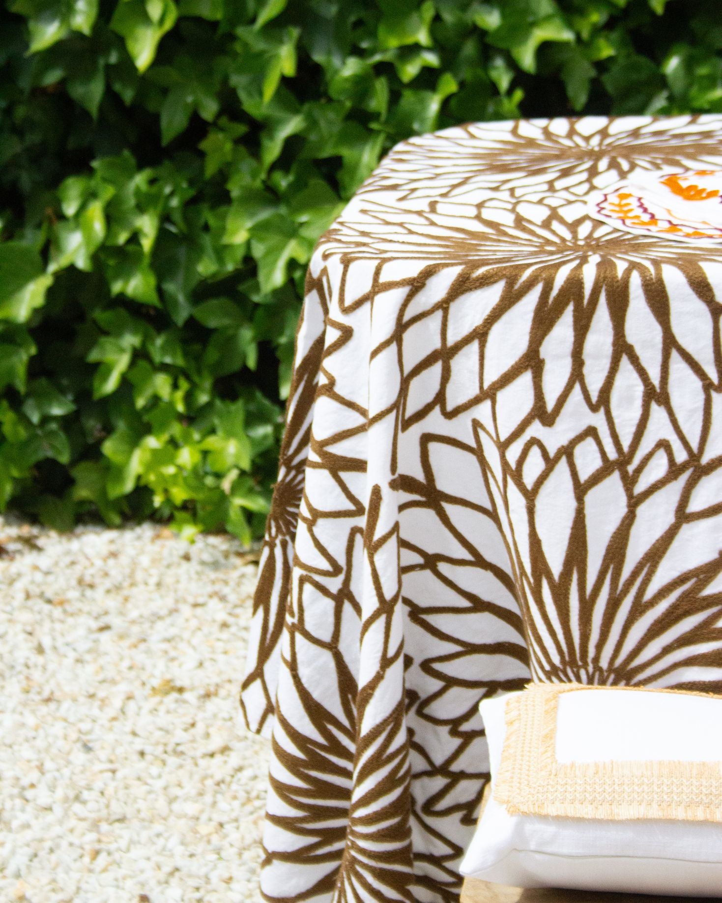 RECTANGULAR BRECA TABLECLOTH (red)