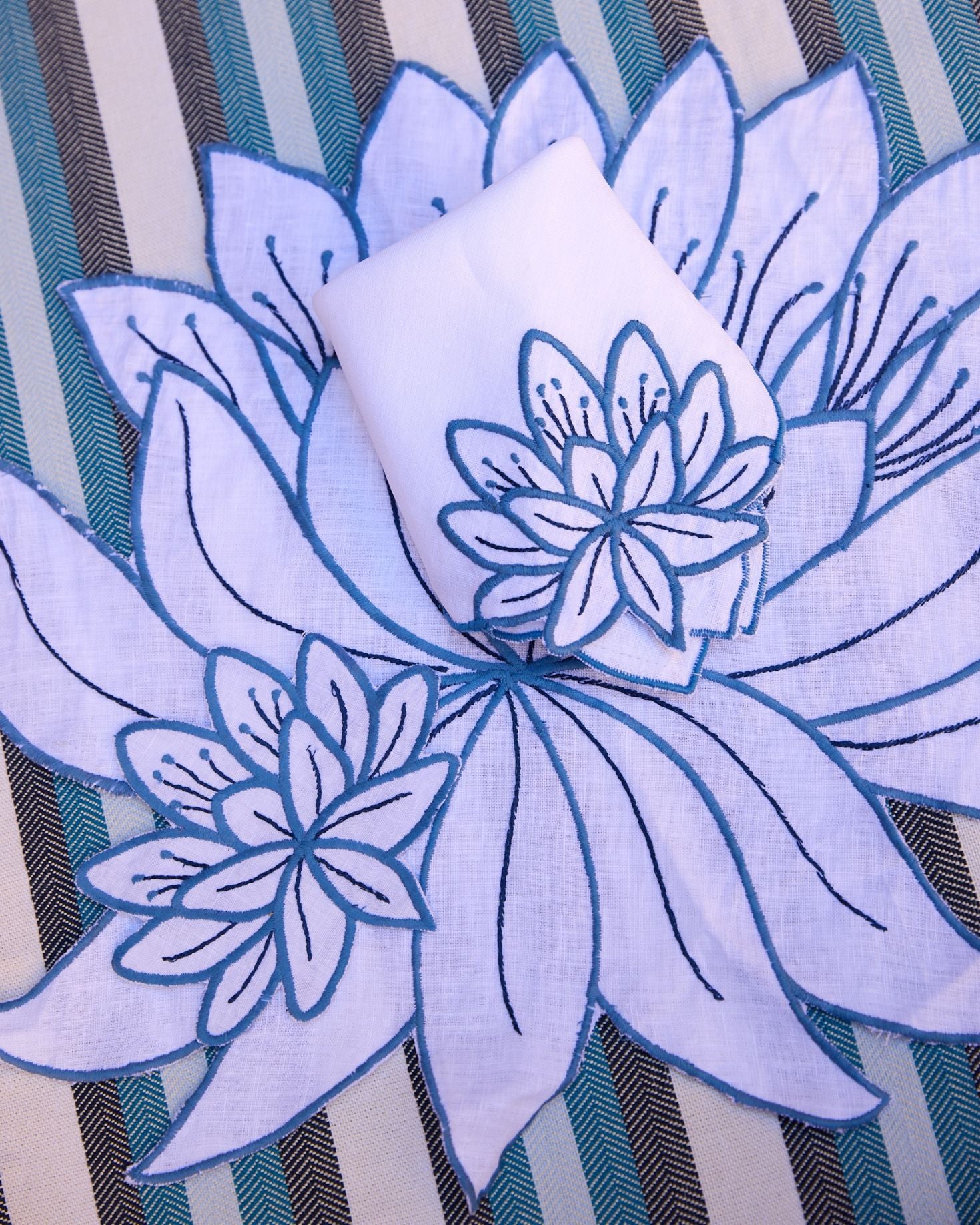 Lotus Placemat and Napkin