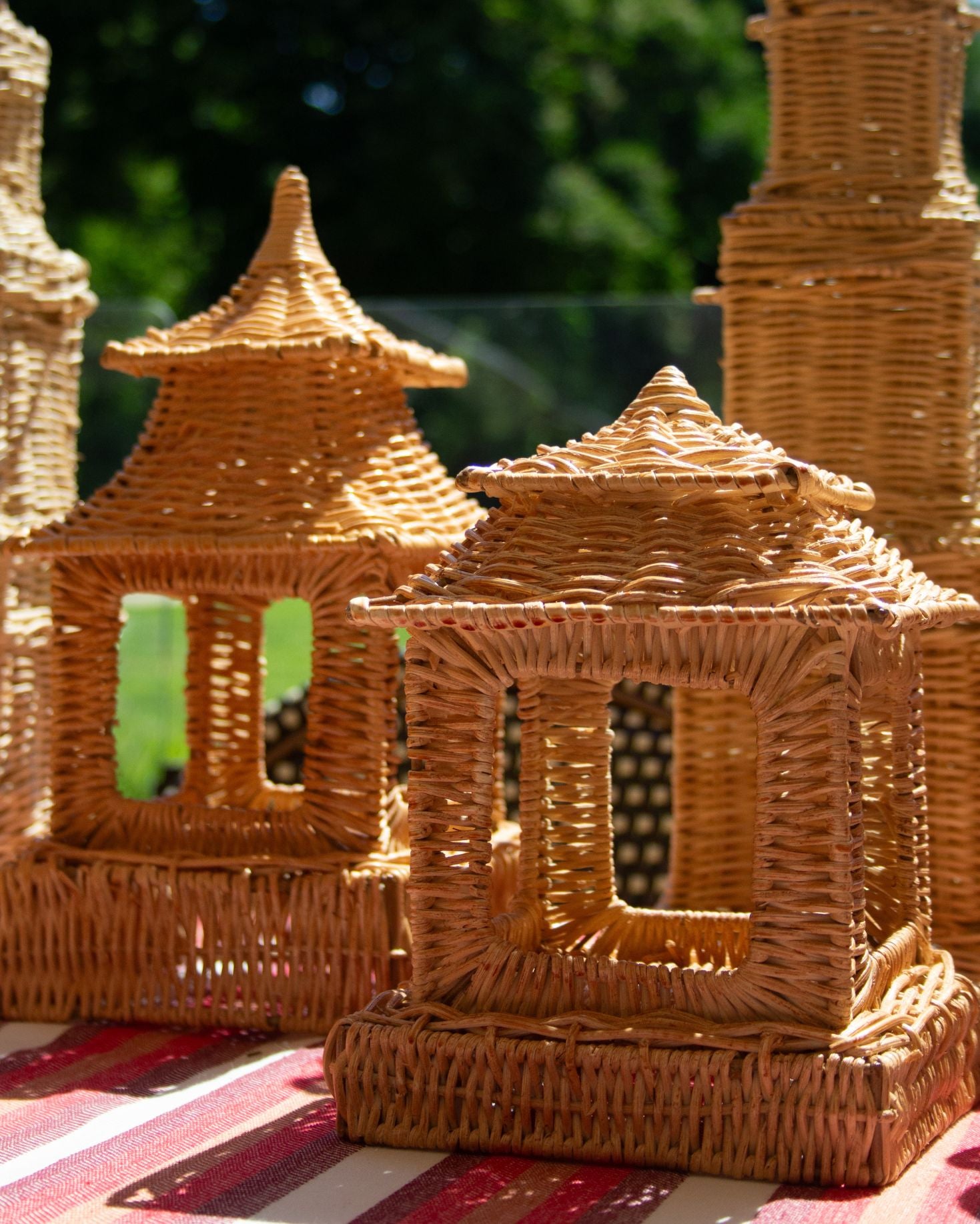 SMALL WICKER PAGODA
