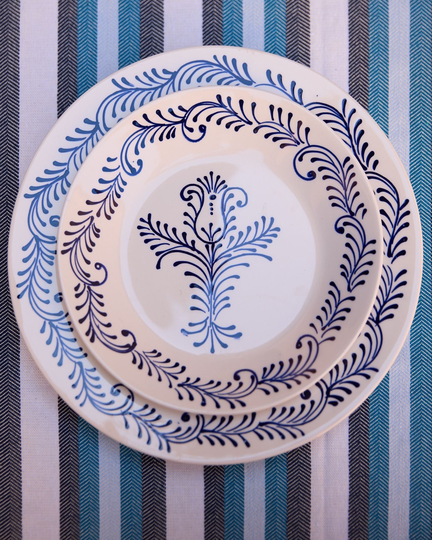 PLATO LLANO TERRACOTA (azul)