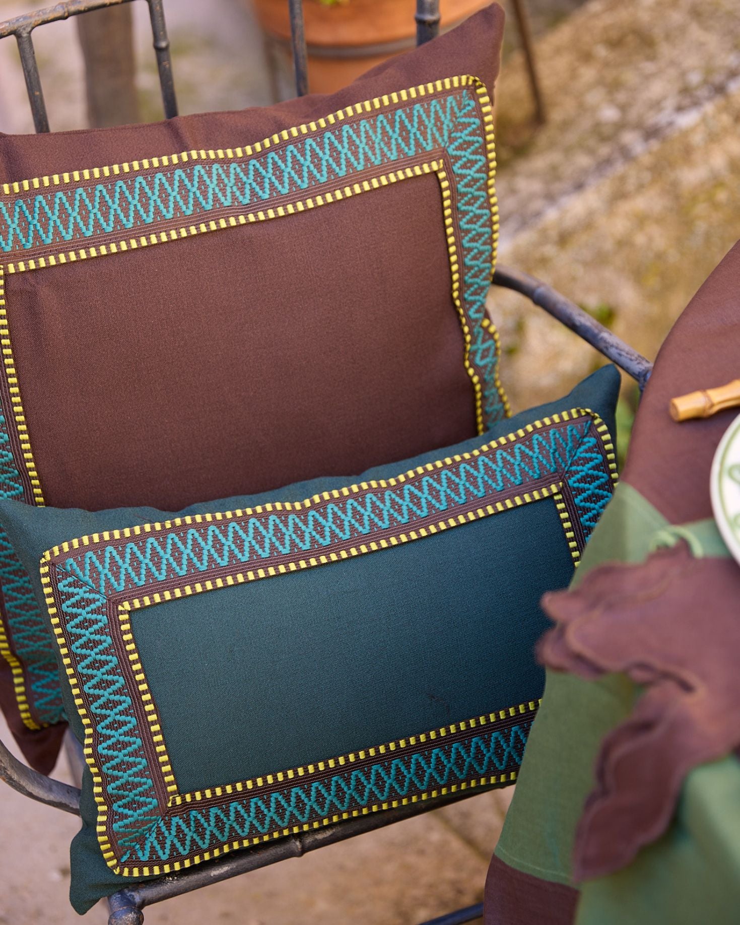 SMALL HEATHER CUSHION (green)