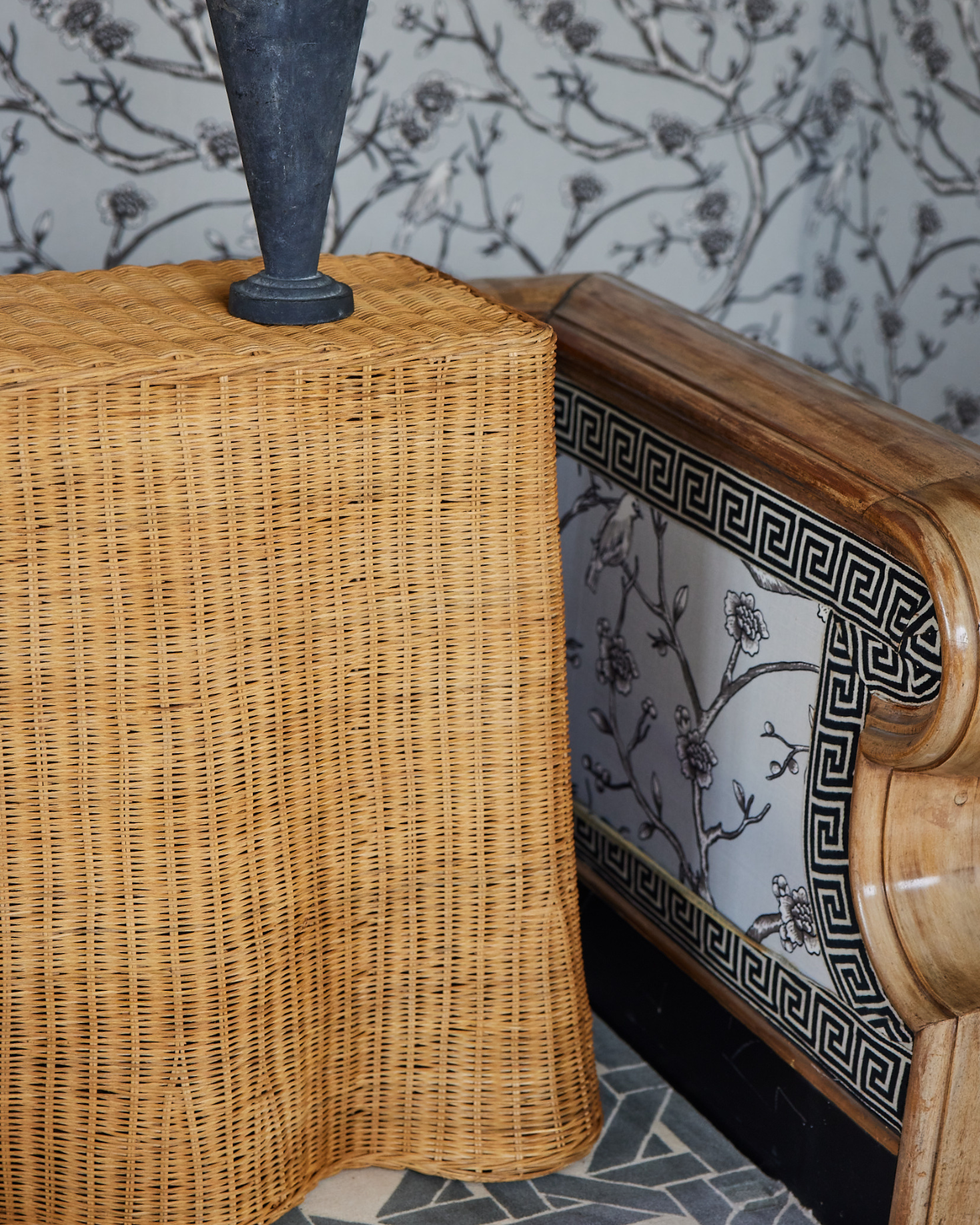 SAFFRON CONSOLE TABLE