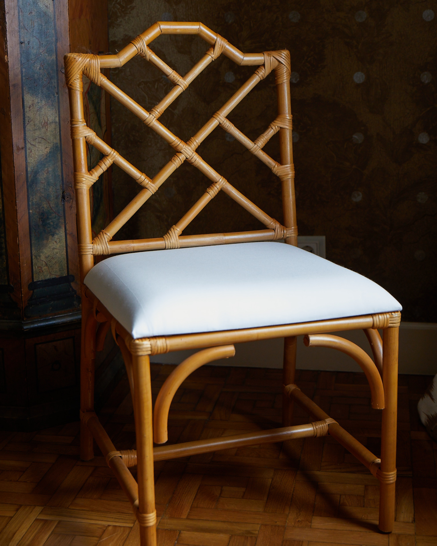 SILLA ALMENARA
