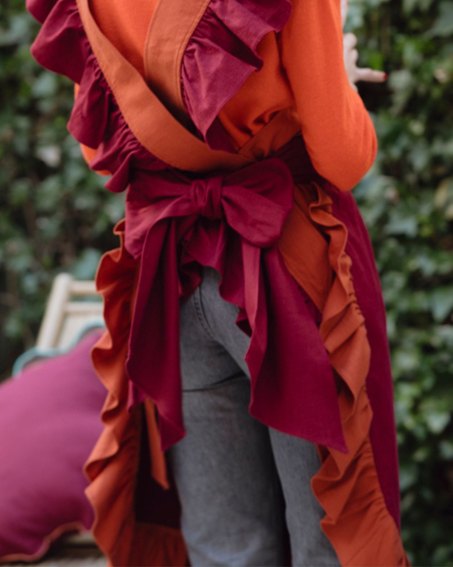 DELANTAL FALDA LINO BURDEOS