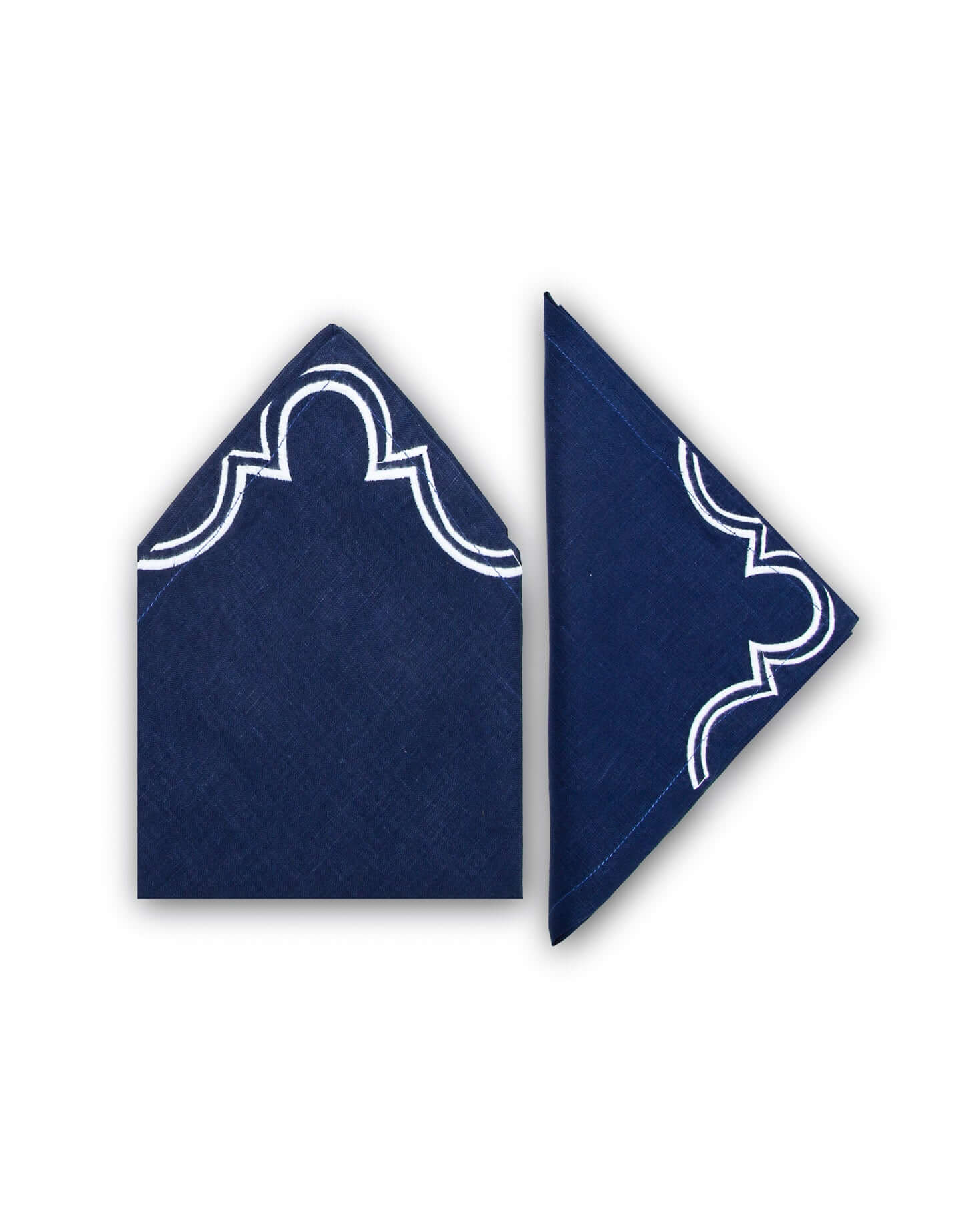 INDIVIDUAL AND BLUE NAPKIN WITH WHITE TRIM