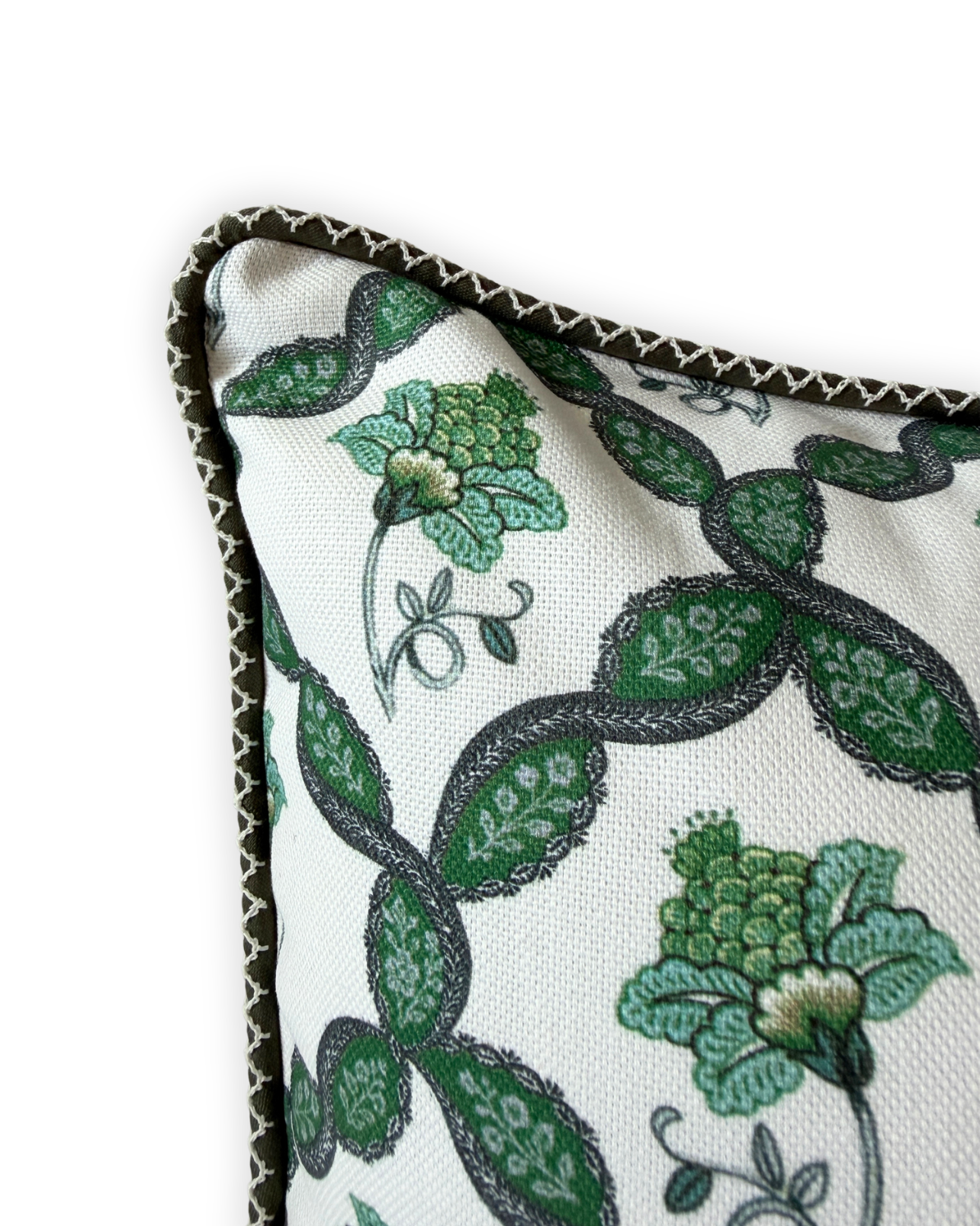 LARGE GARDENIA TRIAGE CUSHION (green)