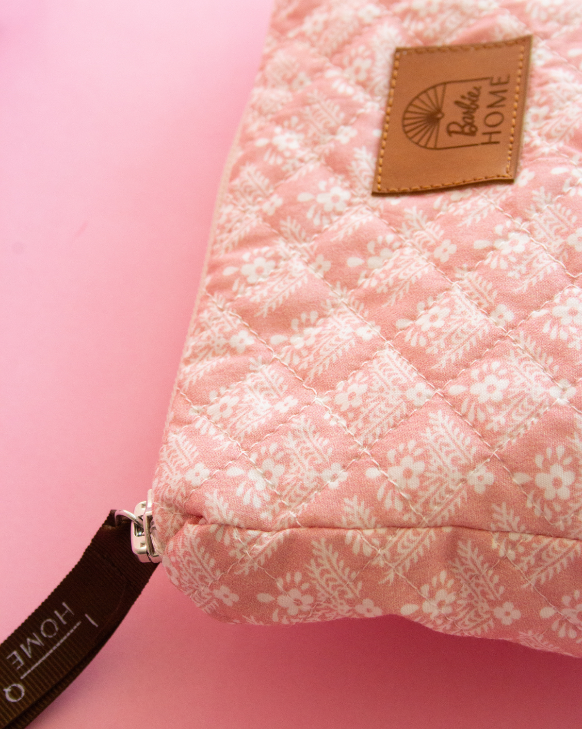 NECESER BARBIE ROSA