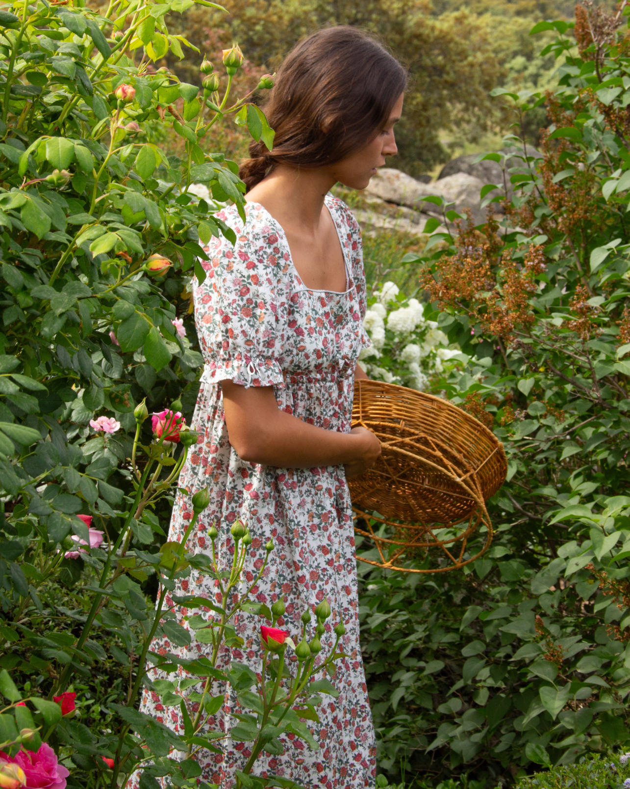 CAMISÓN ROSES COURT