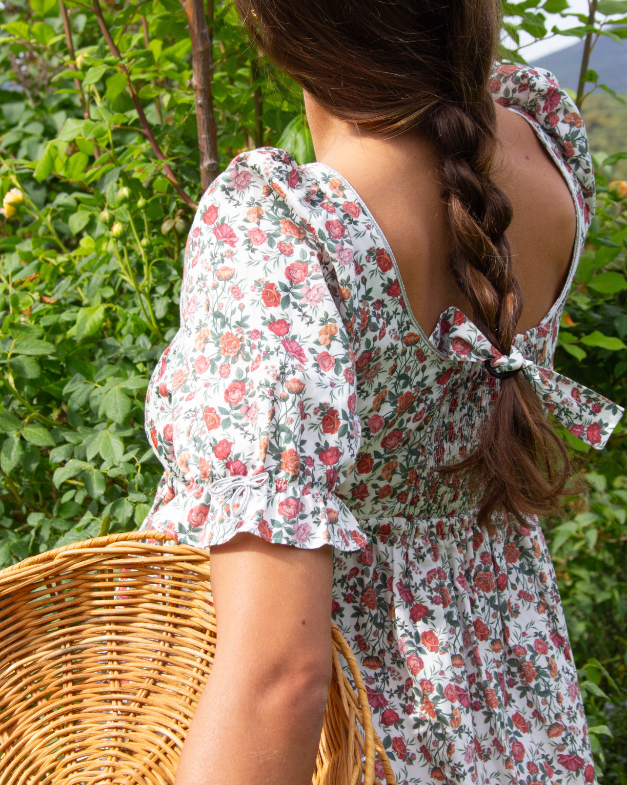 CAMISÓN ROSES COURT