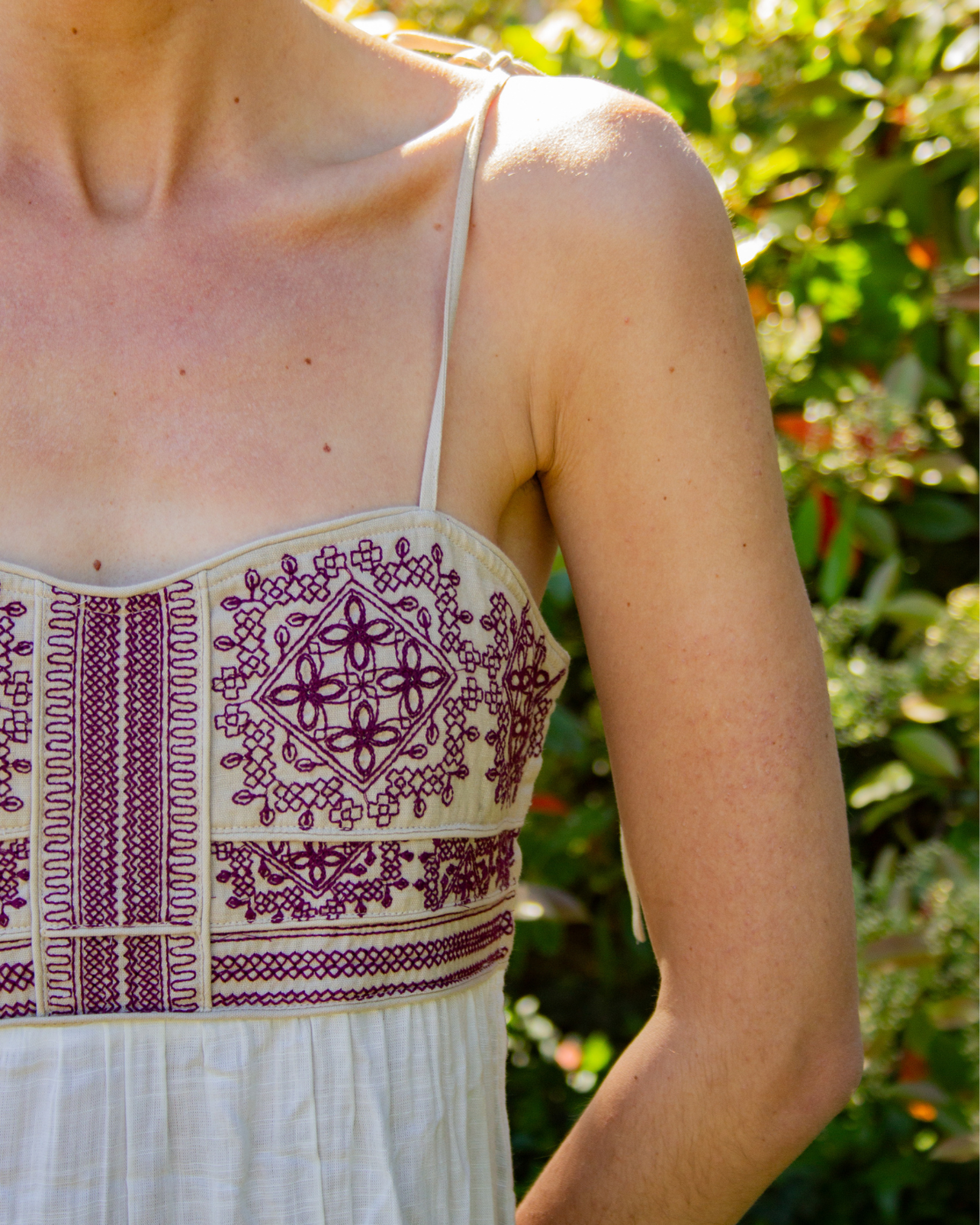 GARDENIA NIGHTGOWN (Burgundy)