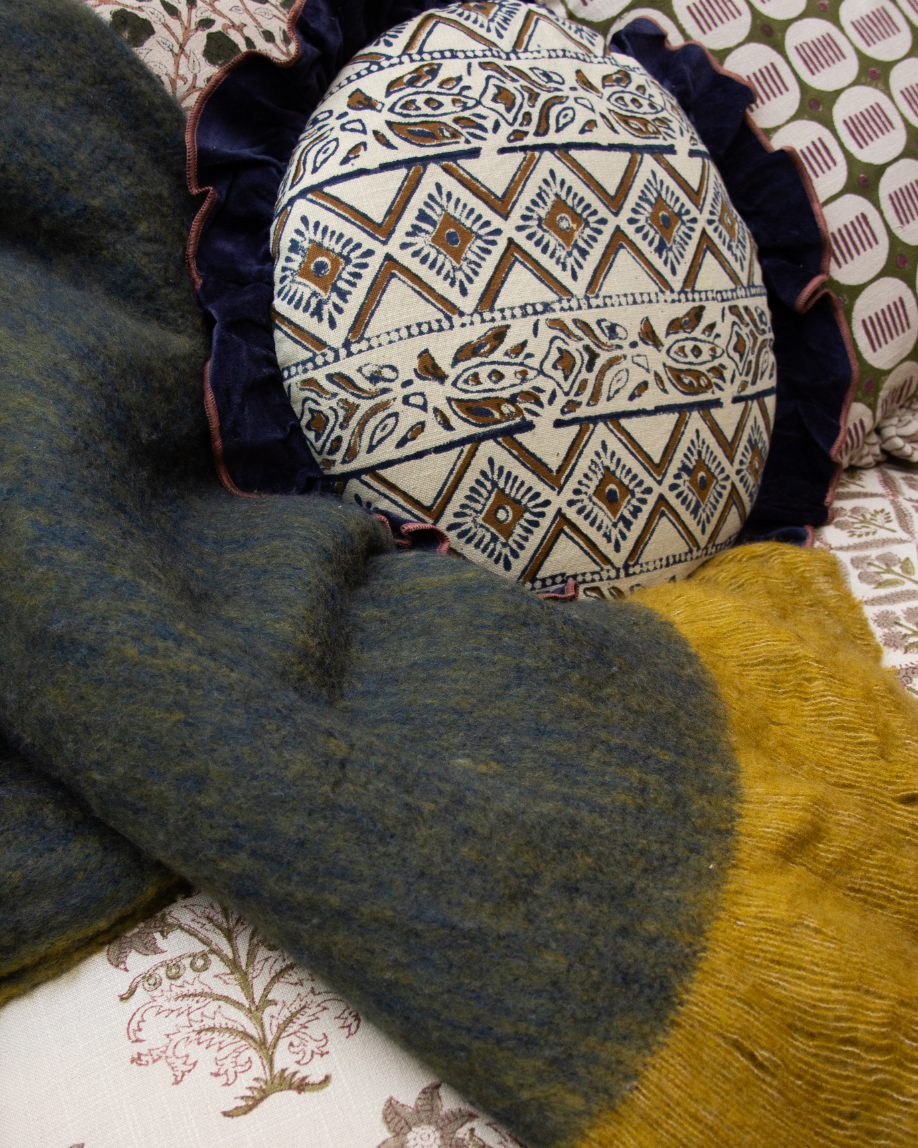 COJÍN TRIBAL