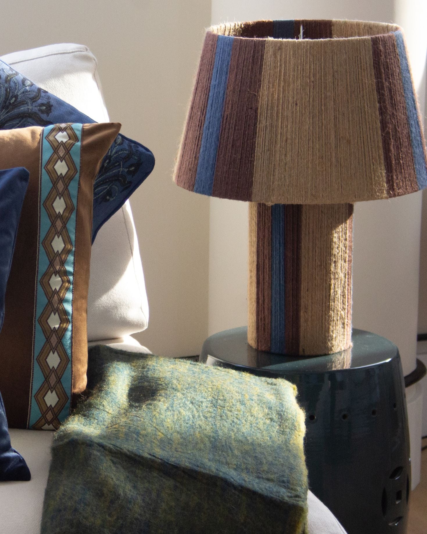 LARGE JUTE LAMP