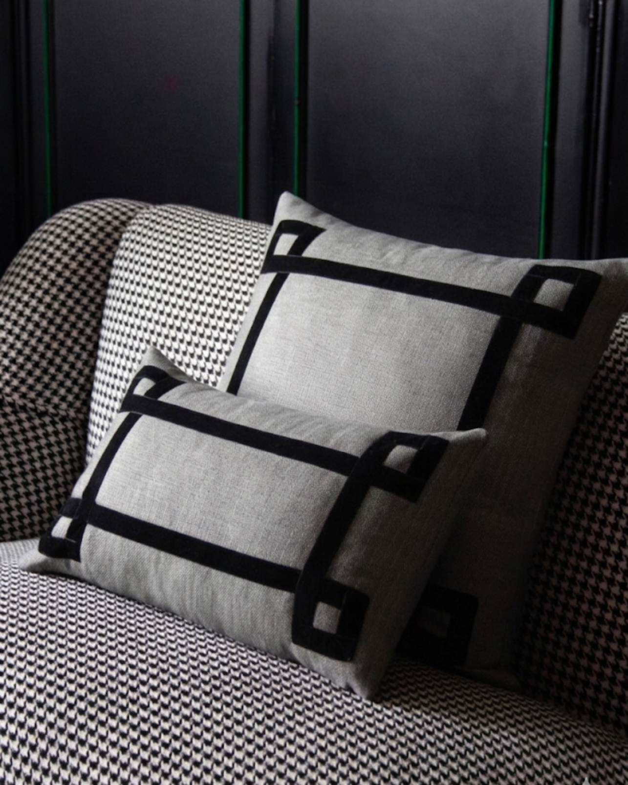 COJÍN SAUCE GRANDE (Negro)