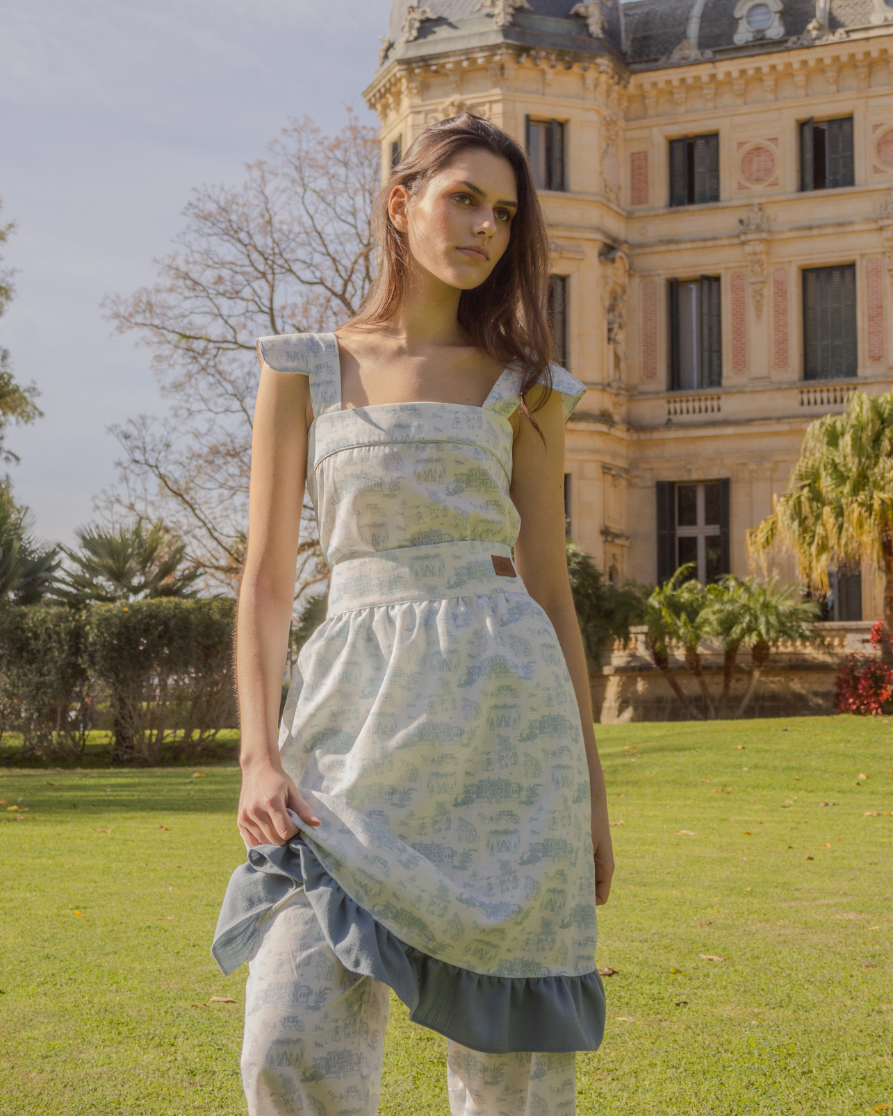 DELANTAL SILVER CROWN