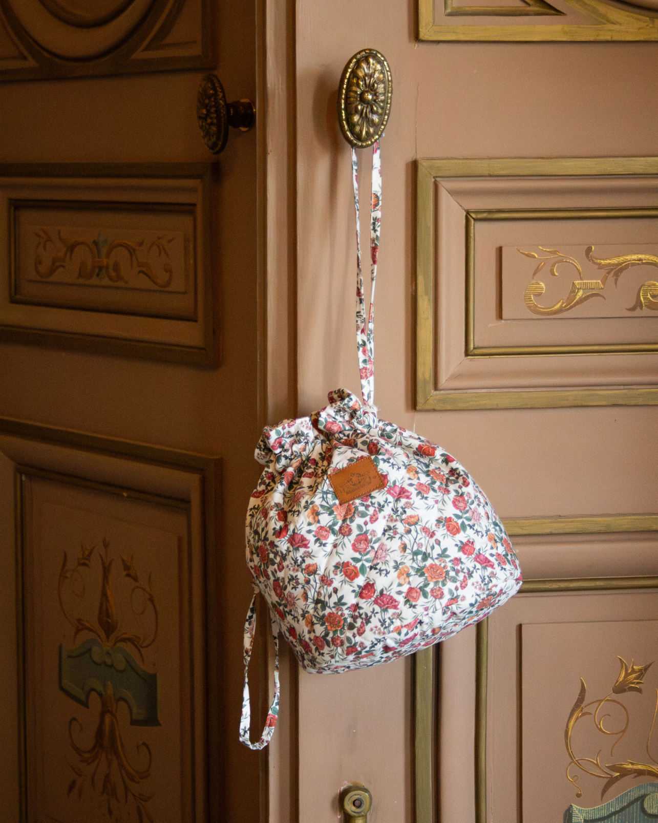 NECESER SACO ROSES COURT