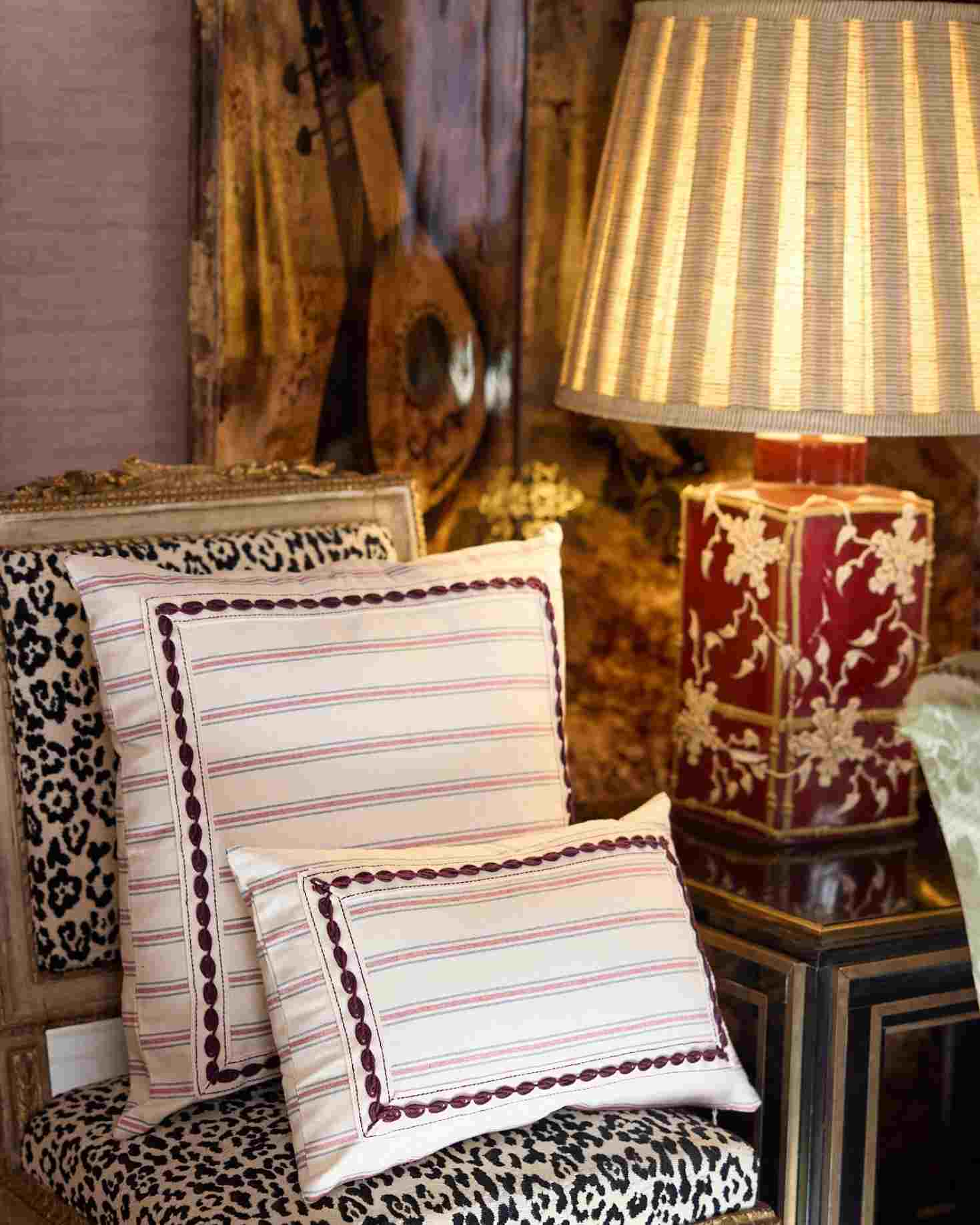 COJÍN BRISA GRANDE (rojo)