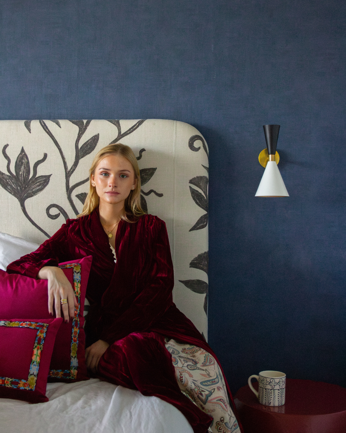 PACK BATA PÉTALO Y CAMISÓN GALA CACHEMIRA