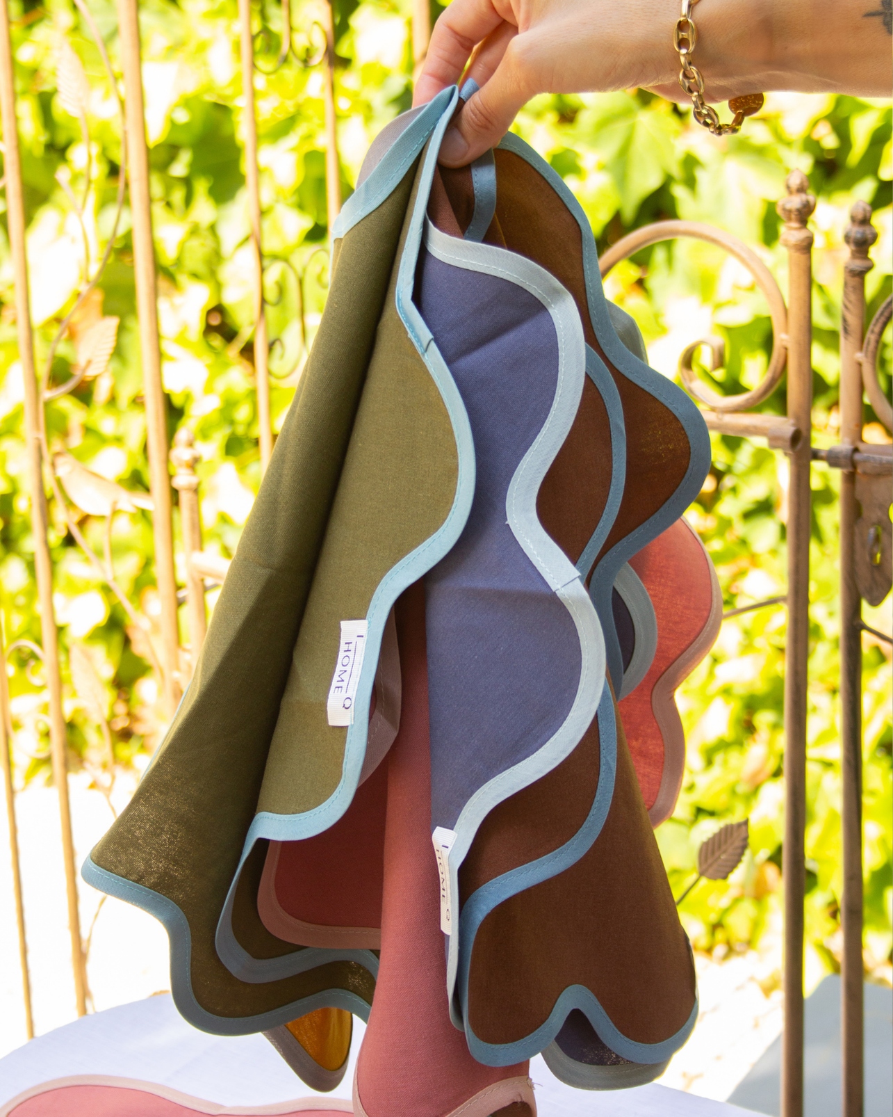 INDIVIDUAL AND BLUE COTTON NAPKIN