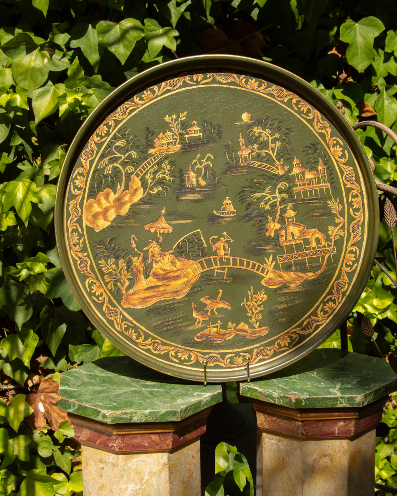 CANDRA TRAY
