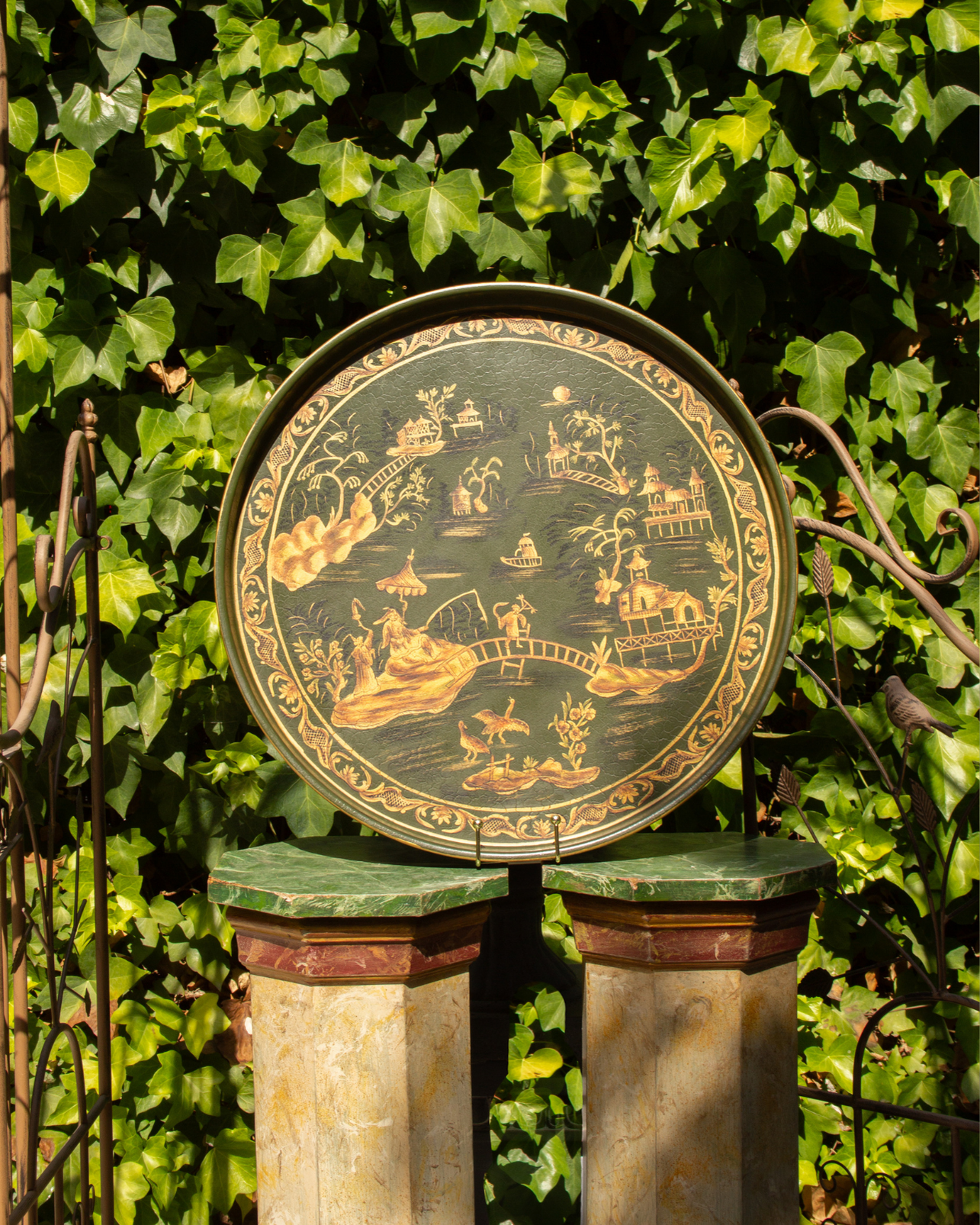 CANDRA TRAY