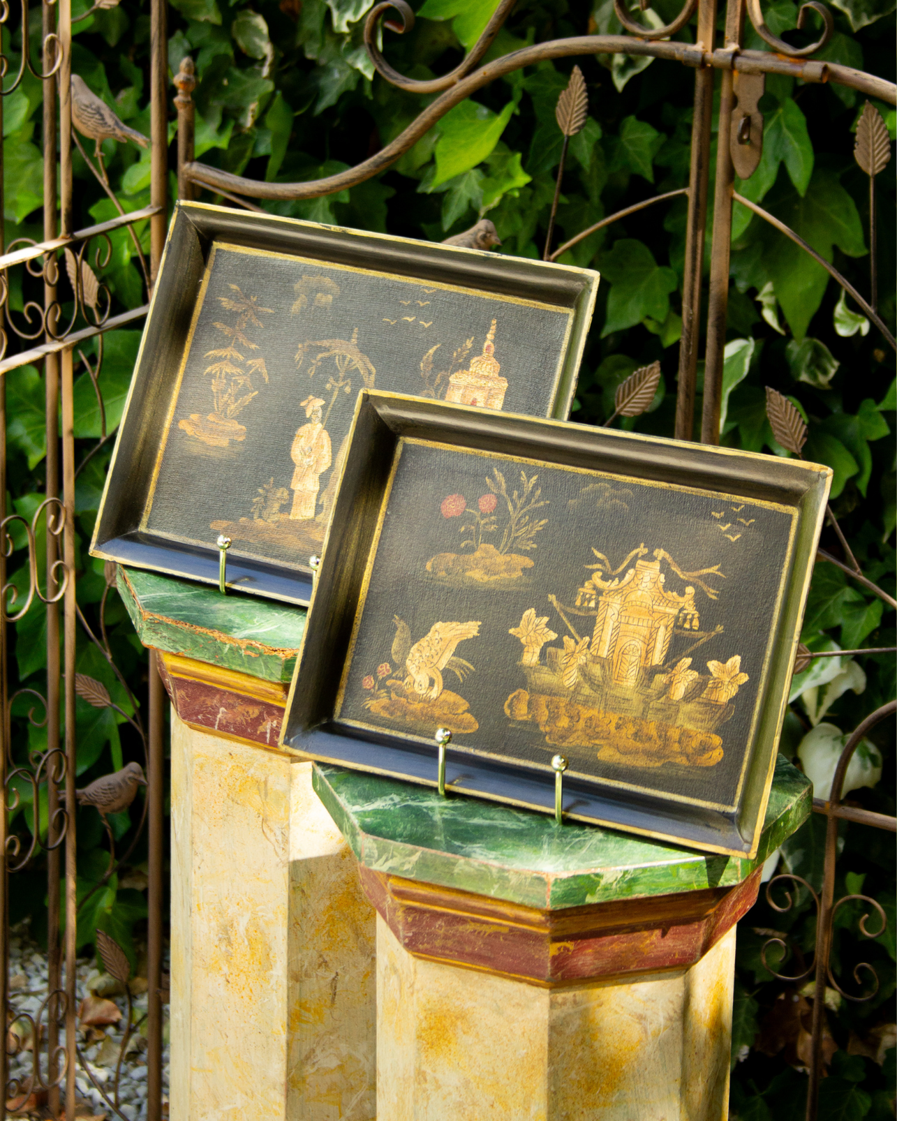 CHITRA TRAYS (2 sizes)