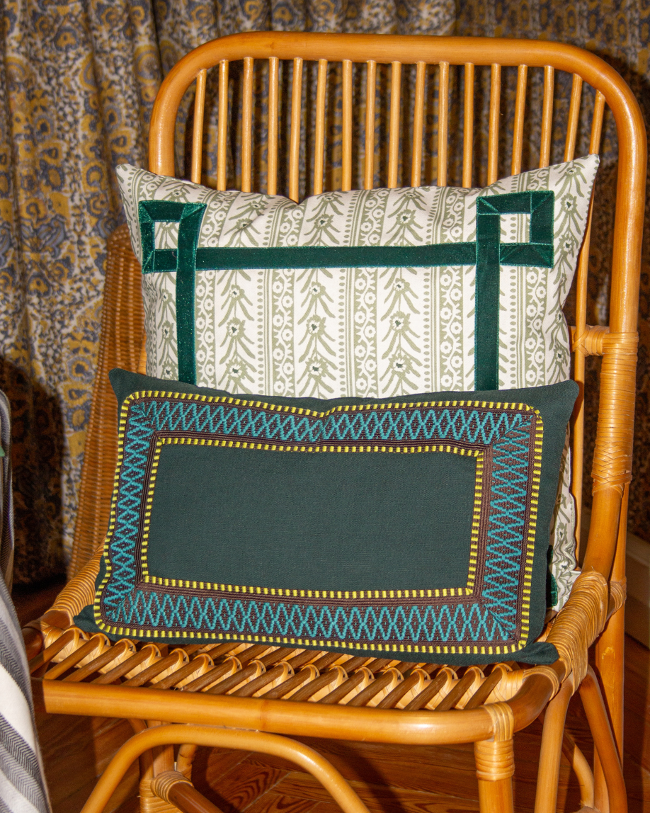 SMALL HEATHER CUSHION (green)