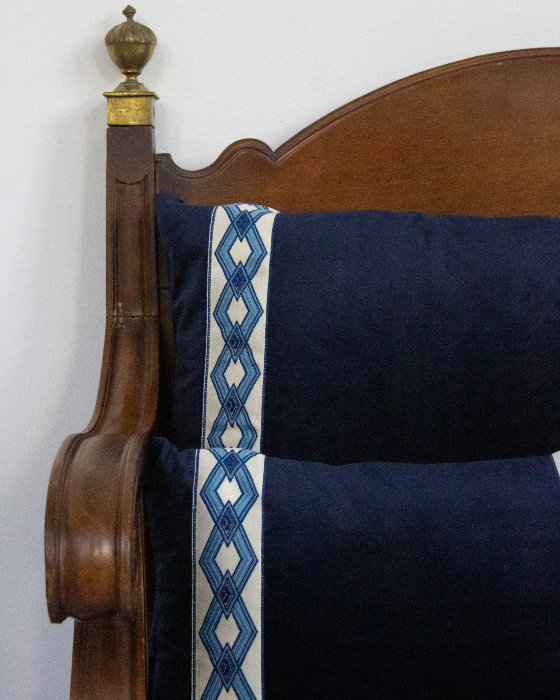 COJÍN CADENA GRANDE (azul)