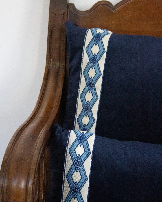 COJÍN CADENA GRANDE (azul)
