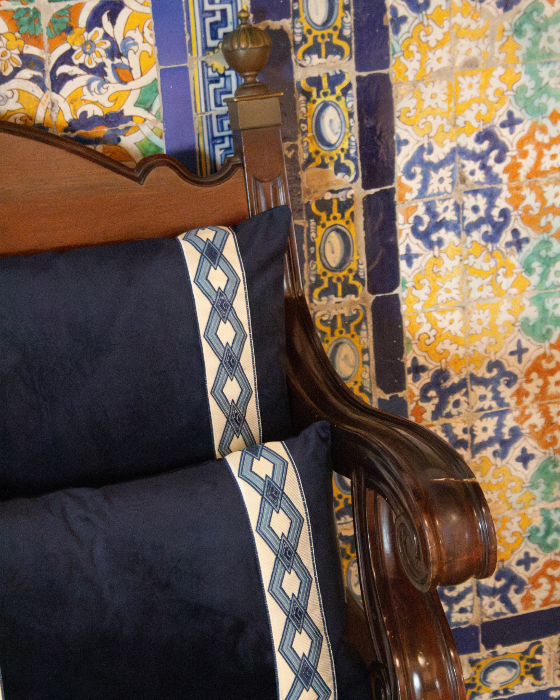 COJÍN CADENA GRANDE (azul)
