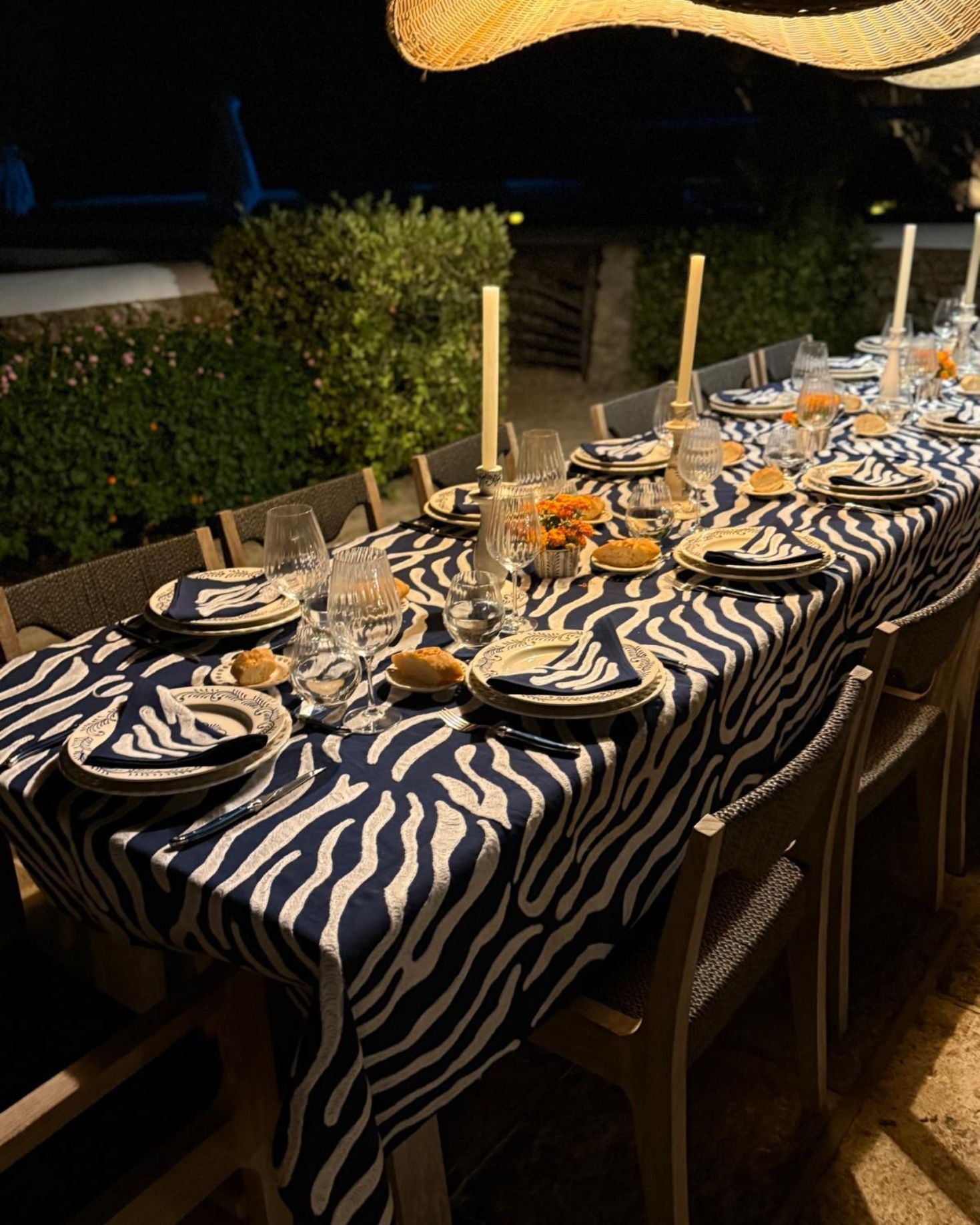 SET MANTEL Y SERVILLETAS CEBRA AZUL